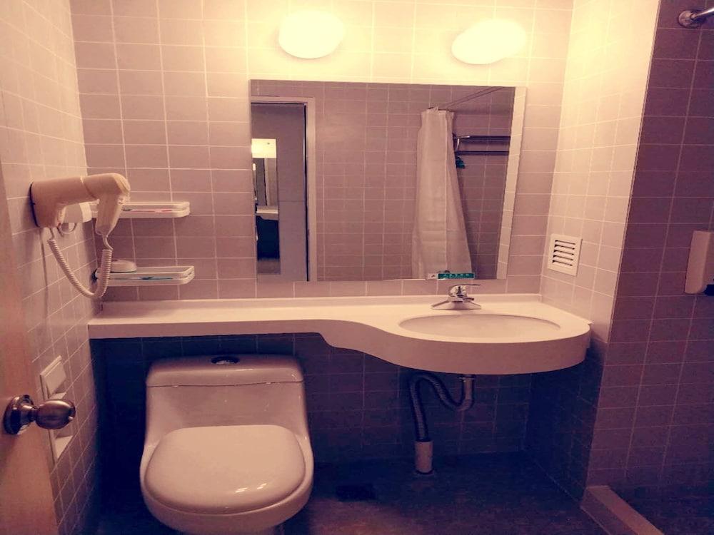 Jinjiang Inn Shenzhen Exterior photo